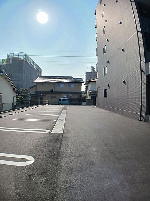 4 / 6
