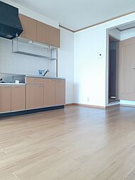 アースブラウンＫ・ＴIII 201 2階2LDKのリビング/ダイニング