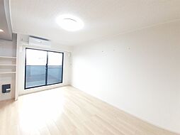 メゾン　リアリII 205 2階1Kのリビング/ダイニング