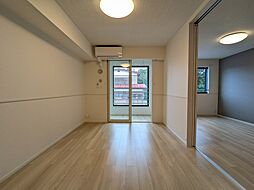 メゾン・エイト2 102 1階1LDKのリビング/ダイニング