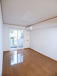 トゥジュールヴェール 101 1階1LDKのリビング/ダイニング