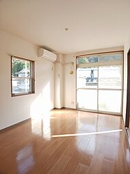 ヴィラ丸河南 201 2階2DKのリビング/ダイニング