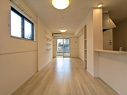 アグロ　シルヴァI 104 1階1LDKのリビング/ダイニング