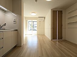 アグロ　シルヴァII 102 1階1LDKのリビング/ダイニング