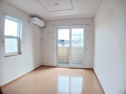 ブルス・ハープIII 101 1階2DKのリビング/ダイニング