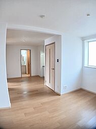 サンシャインII番館 101 1階2LDKのリビング/ダイニング