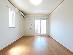 ウエスト・モンターニュＢ 201 2階ワンルームのリビング/ダイニング