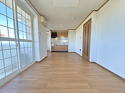 ピュアレジデンスＴ 203 2階2LDKのリビング/ダイニング