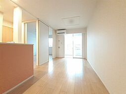 ディープ　リヴィール 204 2階2LDKのリビング/ダイニング