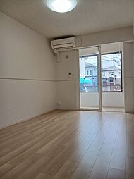 メゾン・ダンダン 101 1階1LDKのリビング/ダイニング