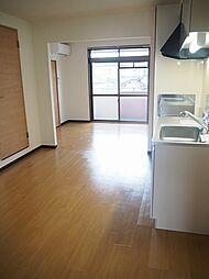 メゾンＭＫ 201 2階ワンルームのリビング/ダイニング