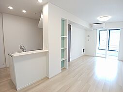 プレッソ 102 1階1LDKのリビング/ダイニング