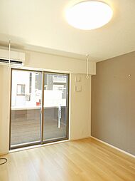 サンリット大町東 102 1階ワンルームのリビング/ダイニング