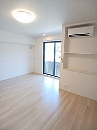 ガジュマル 102 1階1LDKのリビング/ダイニング