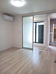 グラ―ヴェ御幸 101 1階ワンルームのリビング/ダイニング