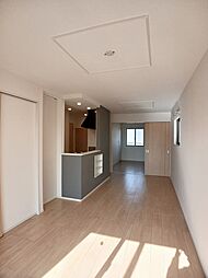 Ｐｒｉｍａｖｅｒａ荻杼II 204 2階2LDKのリビング/ダイニング
