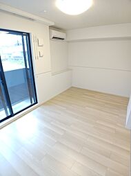 ヴィアアルスII 104 1階1LDKのリビング/ダイニング