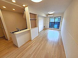 ファインブライト　II 202 2階2LDKのリビング/ダイニング