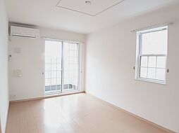 シュガーハウス 101 1階1LDKのリビング/ダイニング