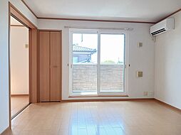 プロスパリティＭ．Ｊ 202 2階1LDKのリビング/ダイニング