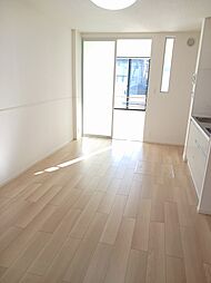 アステル・カロン 102 1階1LDKのリビング/ダイニング