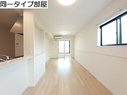 ＫＡＭ　ＫＡＭ 201 2階2LDKのリビング/ダイニング