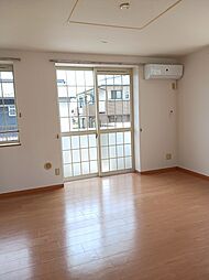 メゾンドラパンI 201 2階2LDKのリビング/ダイニング