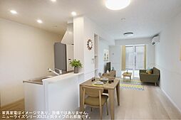 エアリー・グレイス　III 101 1階1LDKのリビング/ダイニング