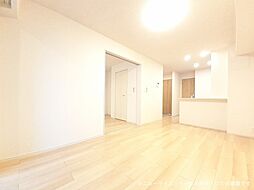 メゾン・ド・ユートピア 103 1階1LDKのリビング/ダイニング