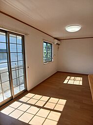 ガーデンハウスＭ．Ａ 201 2階1LDKのリビング/ダイニング