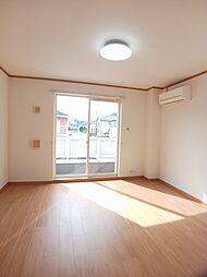 エヴァＤ 203 2階1LDKのリビング/ダイニング