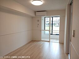 レオベール 103 1階1LDKのリビング/ダイニング