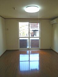 シャン・ド・フルール 105 1階ワンルームのリビング/ダイニング