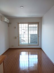 リバーサイド・オキタ 205 2階2LDKのリビング/ダイニング