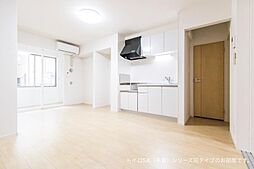 ル　ソレイユ 102 1階1LDKのリビング/ダイニング