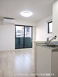 ヒルクレアＥＡＳＴ 102 1階2LDKのリビング/ダイニング