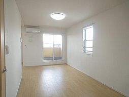 パルタージュ 201 2階1LDKのリビング/ダイニング