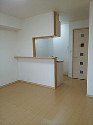 コンフォールI 203 2階1LDKのリビング/ダイニング