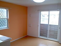 ラバン・ドールII 101 1階ワンルームのリビング/ダイニング