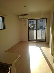 ヴィータ　フルトーザII 104 1階1LDKのリビング/ダイニング