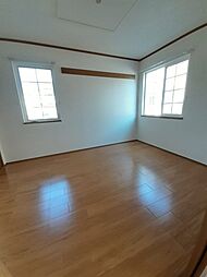 イスタナ 102 1階2DKのリビング/ダイニング