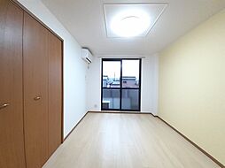 クワット 202 2階2Kのリビング/ダイニング