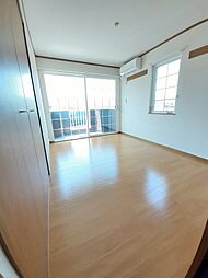 ＭｅｒｕＲｏｓｅ　I 102 1階2DKのリビング/ダイニング