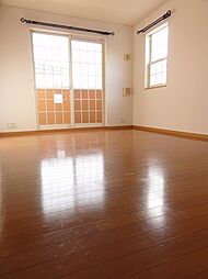 オレンジ・アベニュー 101 1階1LDKのリビング/ダイニング