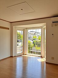 ノーブル・ハイムI 103 1階2DKのリビング/ダイニング