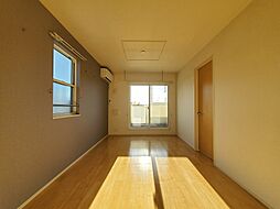 ベルソレイユI 203 2階2LDKのリビング/ダイニング