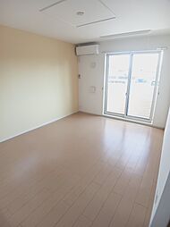 Ｗ・クイーンバリー　Ａ 102 1階1LDKのリビング/ダイニング