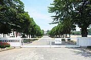 【中学校】深谷市幡羅中学校まで900ｍ