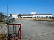 【中学校】西條中学校まで300ｍ