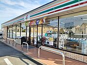 【コンビニエンスストア】セブンイレブン磯部温泉入口店まで950ｍ